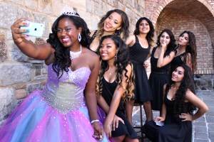 sweet16_selfie_girls_ann_bassette_2